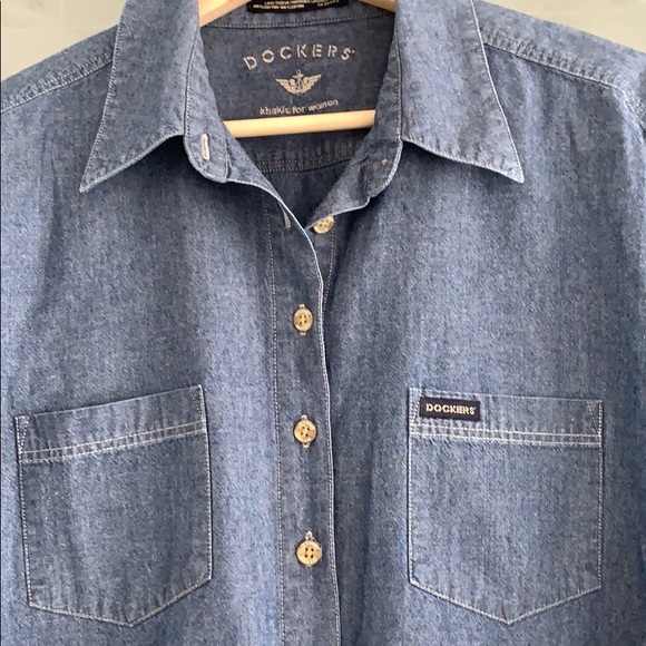 Classic denim Dockers button up shirt - Picture 2 of 6